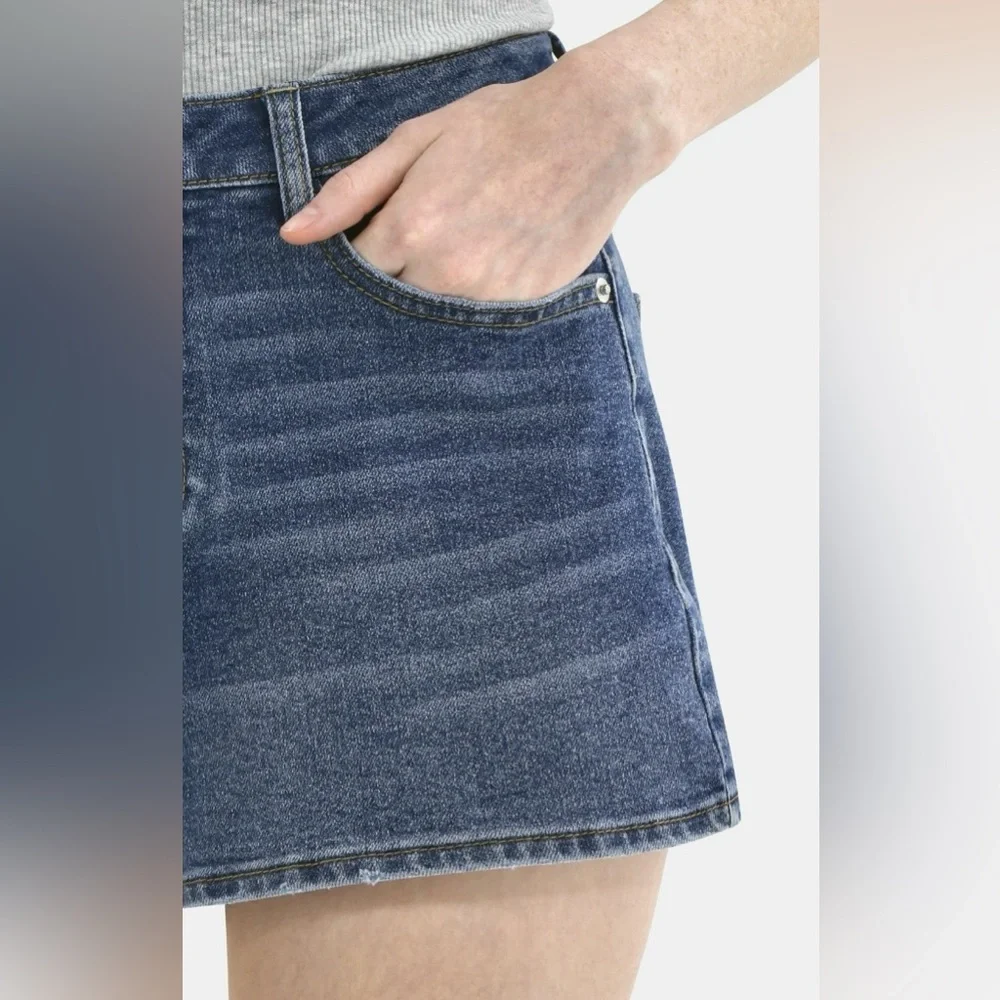 No Boundaries stylish comfortable